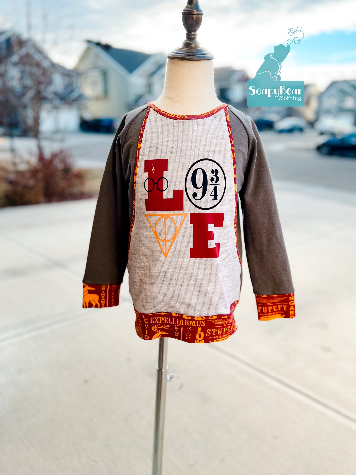 HP Love Sweatshirt